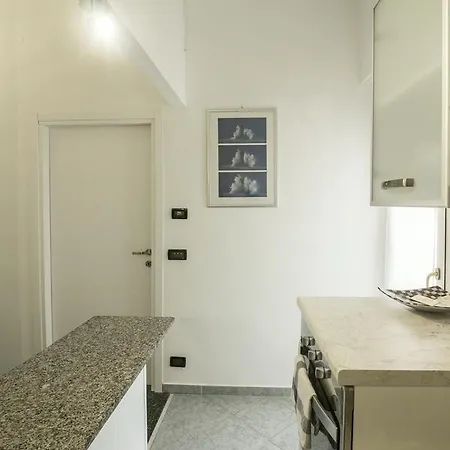 Appartamento La Casa Di Walter Con Box Auto Privato Sanremo