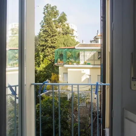 La Casa Di Walter Con Box Auto Privato Sanremo