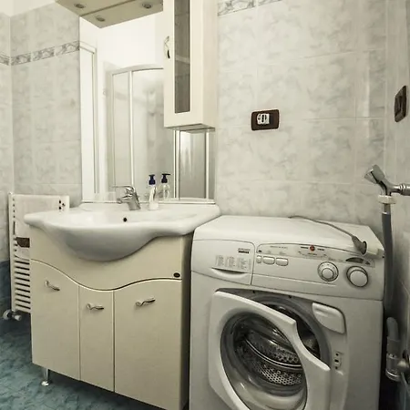 La Casa Di Walter Con Box Auto Privato Διαμέρισμα Σαν Ρέμο